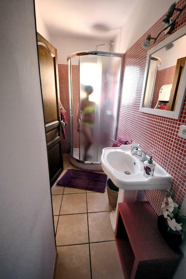 Chambres D'Hotes Des Huppes Ним Экстерьер фото